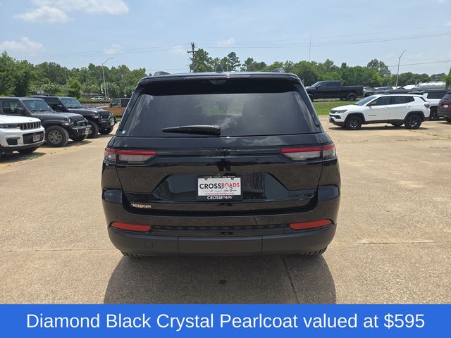 2025 Jeep Grand Cherokee Limited photo 2