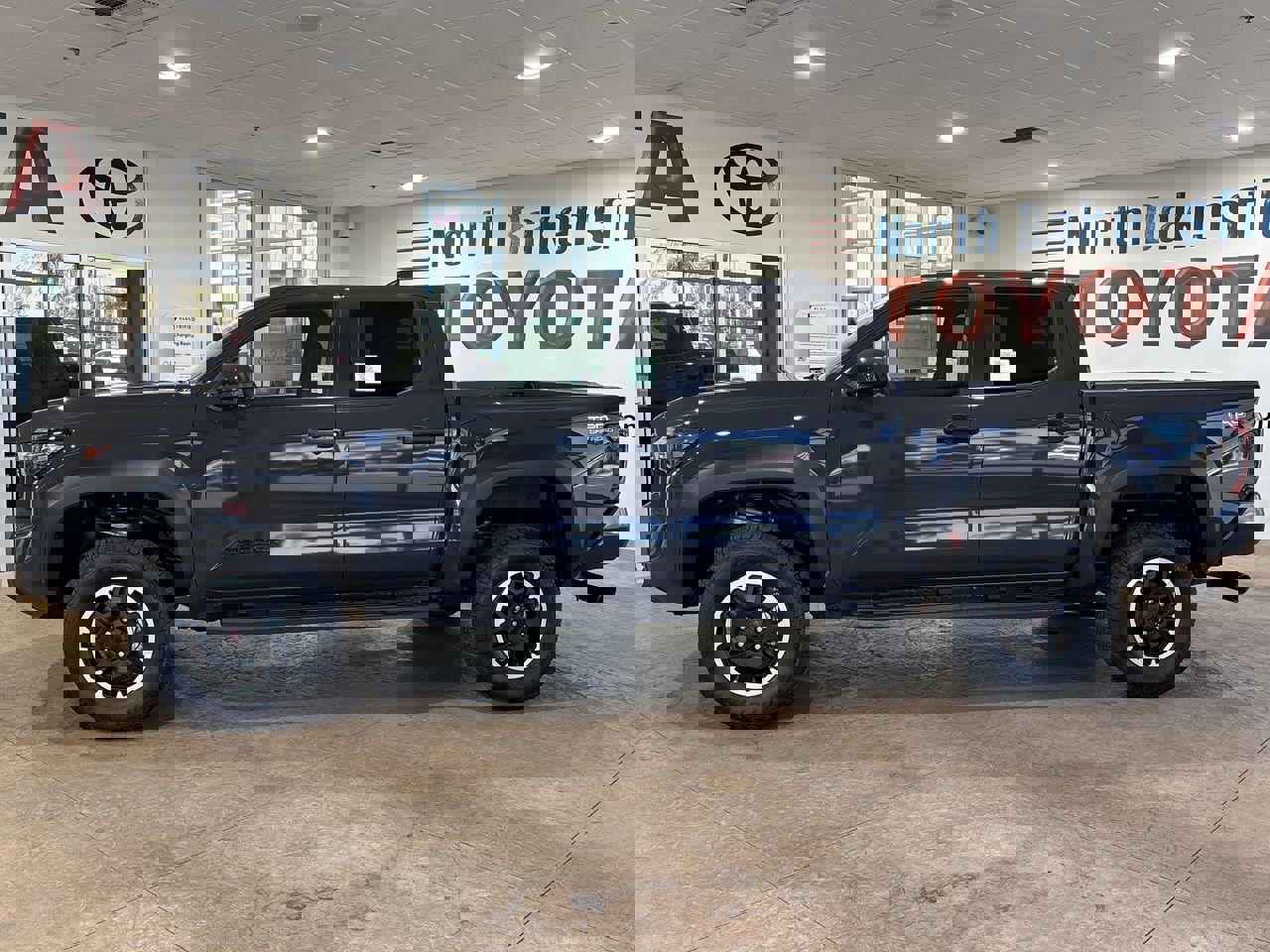 2025 Toyota Tacoma TRD Off-Road photo 6