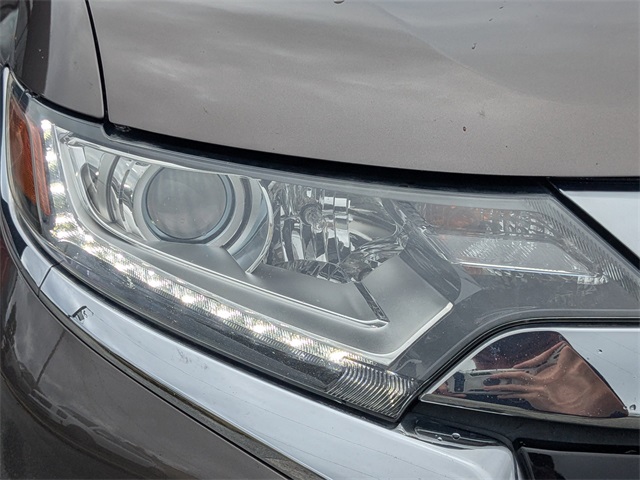 2017 Mitsubishi Outlander SE photo 8