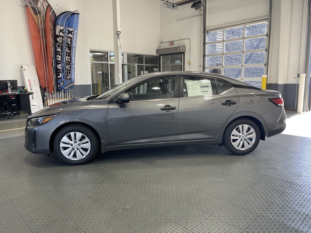 2025 Nissan Sentra S photo 4