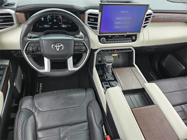 2024 Toyota Sequoia Capstone photo 8