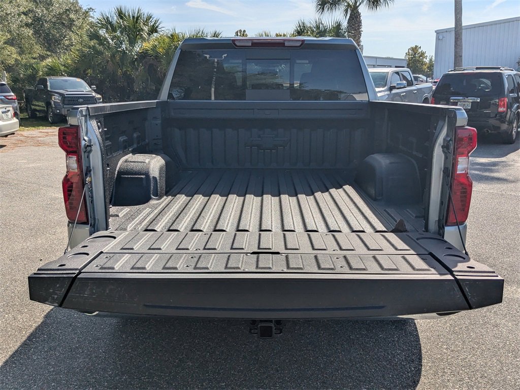 2026 Chevrolet Silverado 1500 LT photo 4