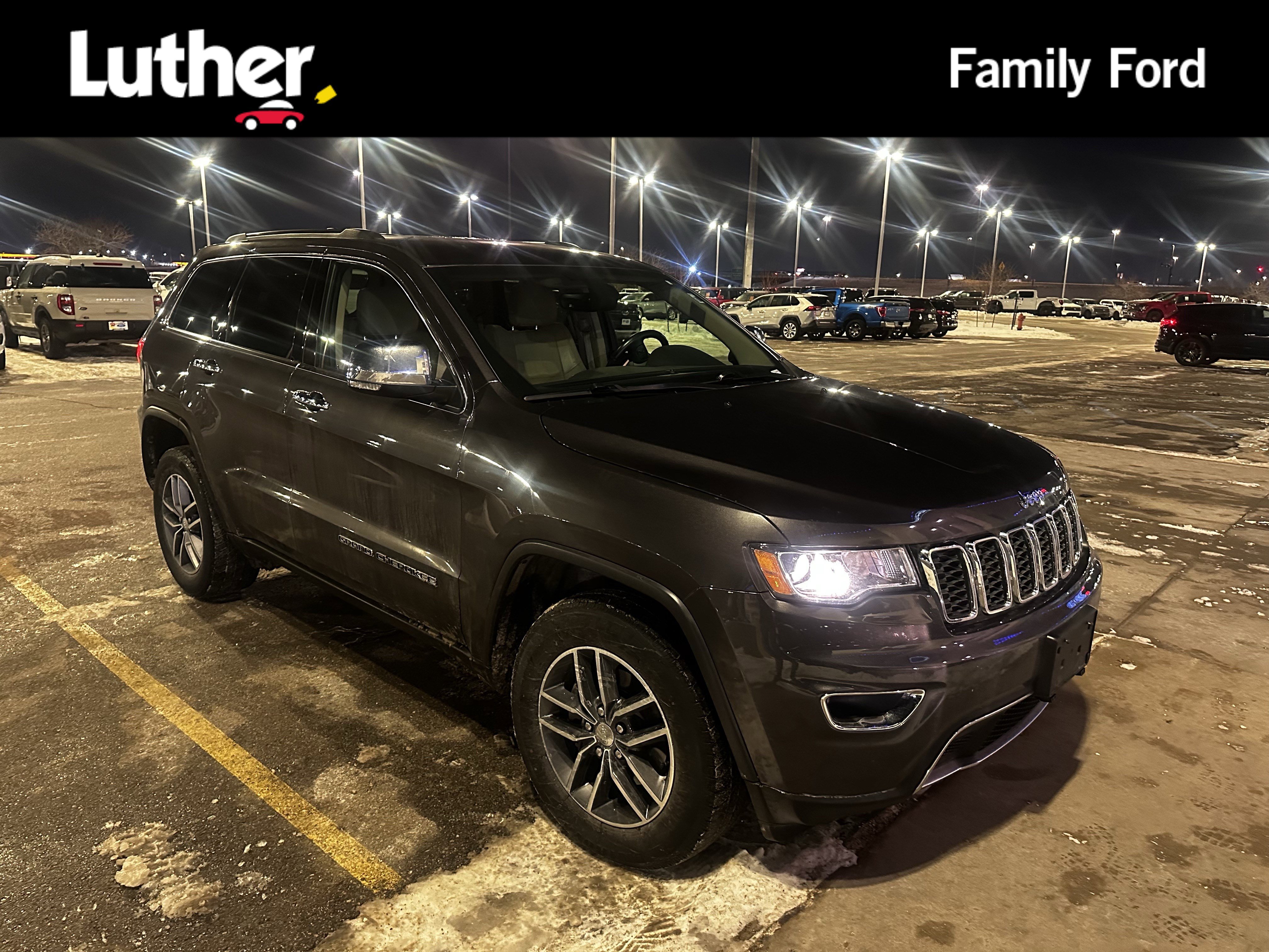 2018 Jeep Grand Cherokee Limited's photo