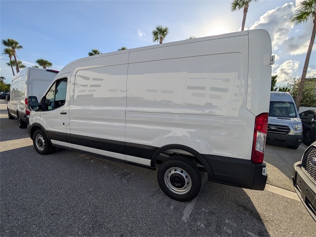2025 Ford Transit photo 4