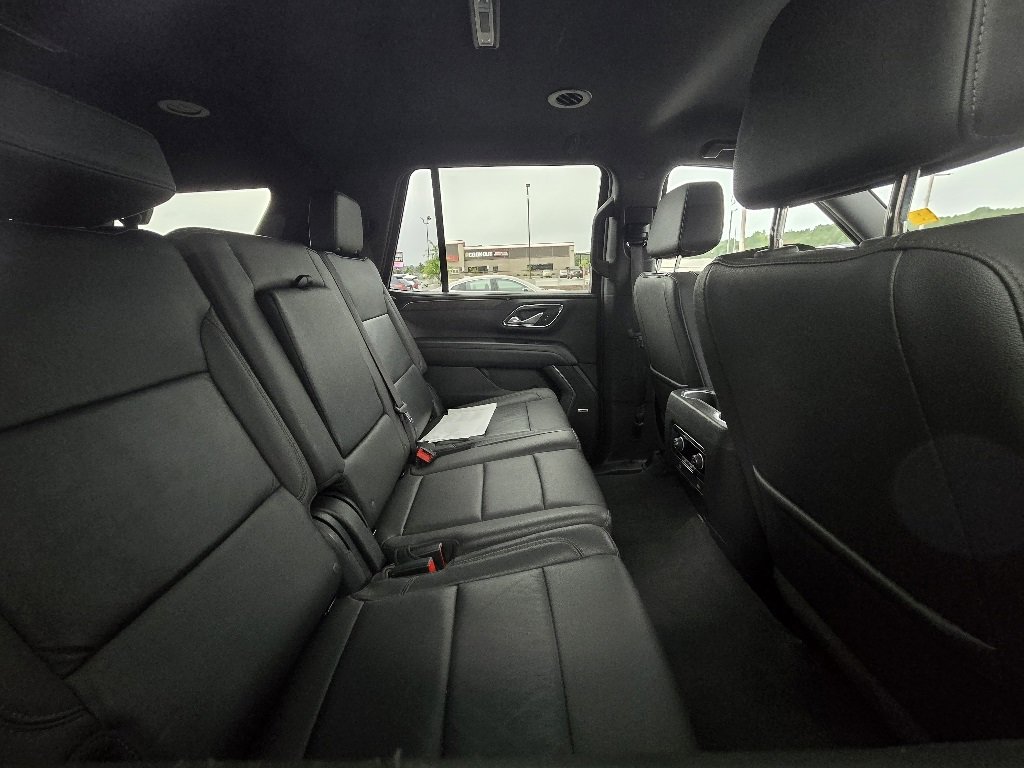 2023 Chevrolet Tahoe LT photo 3