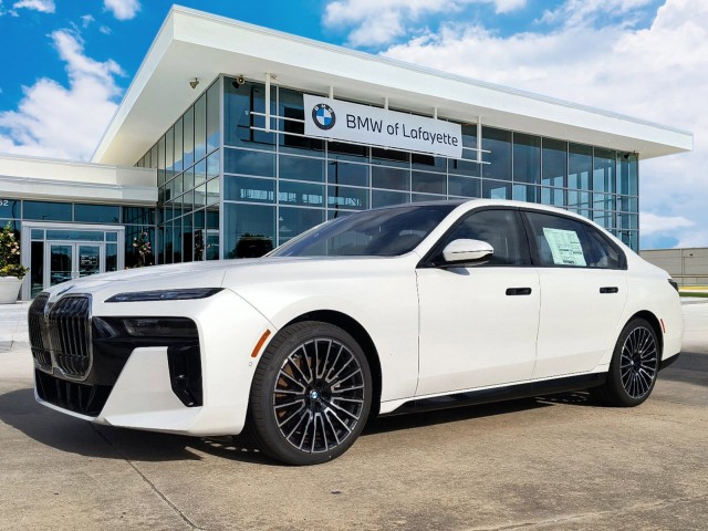 2025 BMW 7 Series 740i xDrive
