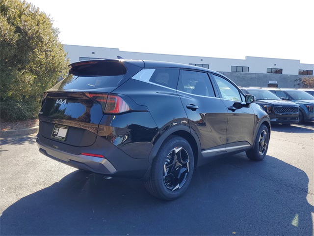 2026 Kia Sportage EX photo 3