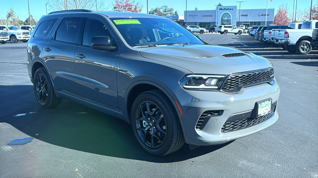 2026 Dodge Durango GT HEMI V8's photo