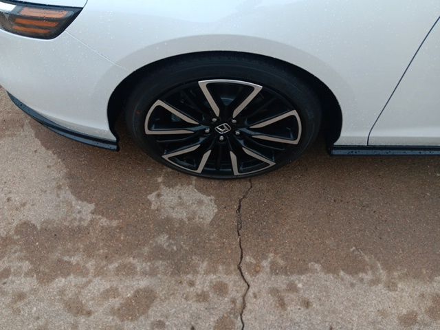2025 Honda Accord Hybrid Touring photo 26
