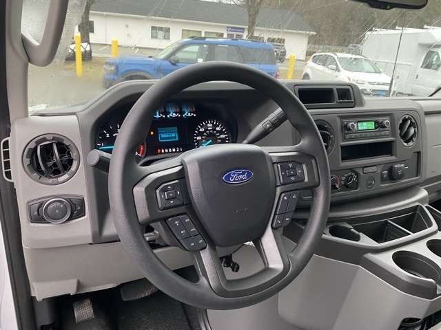 2025 Ford E-350 Base photo 14