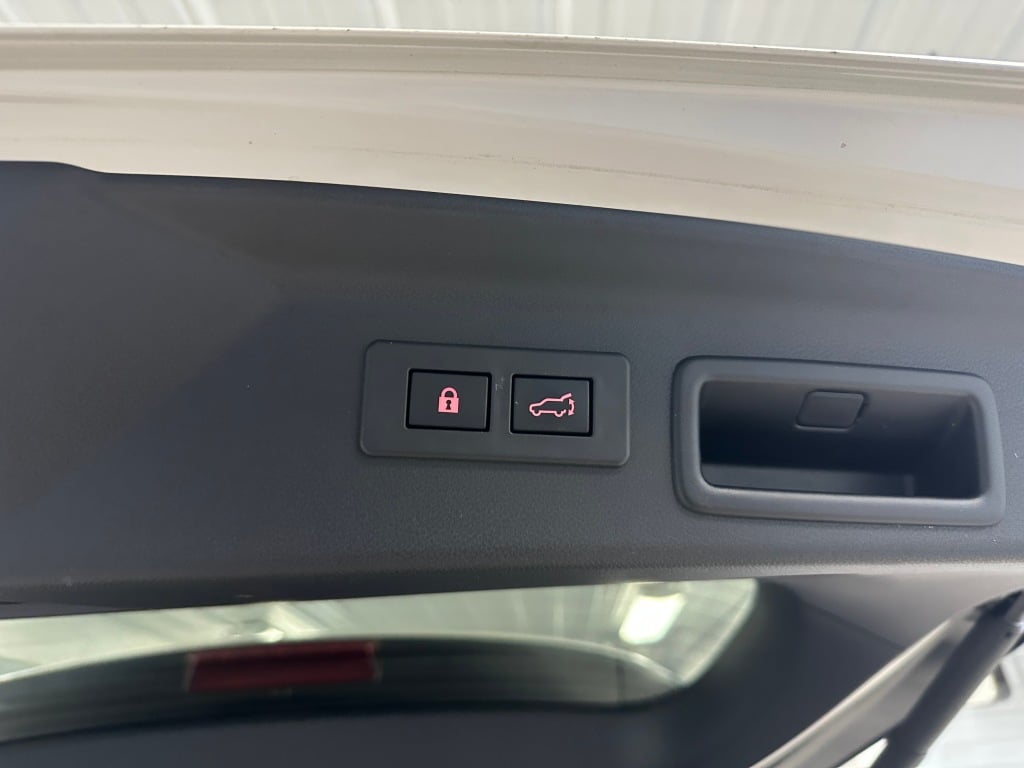 2025 Subaru Forester Premium photo 19