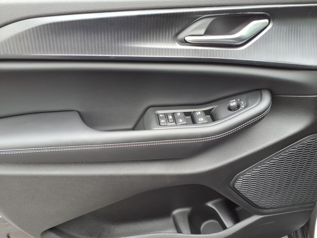 2025 Jeep Grand Cherokee Altitude X photo 4