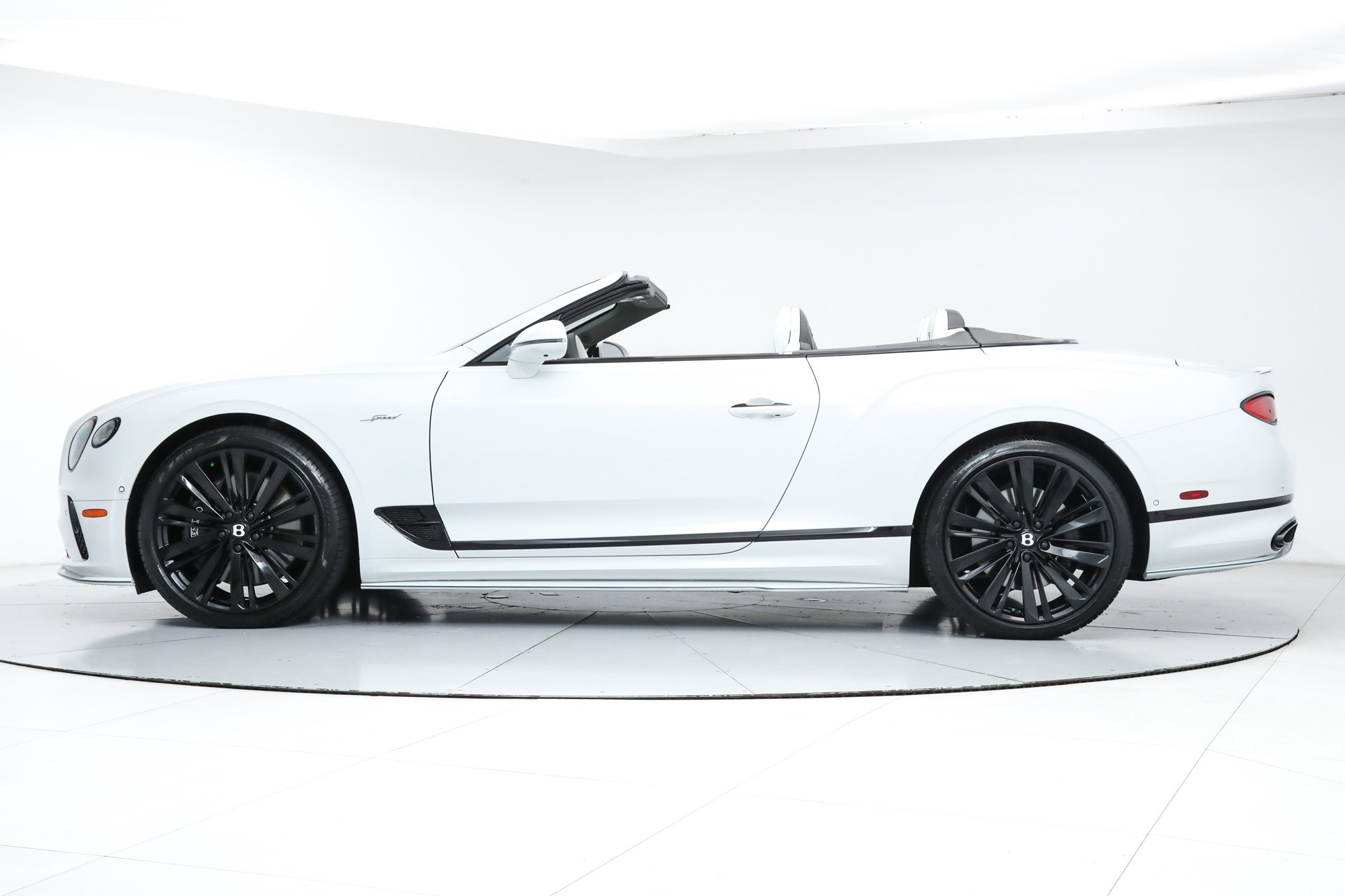 2023 Bentley Continental GT Speed photo 2