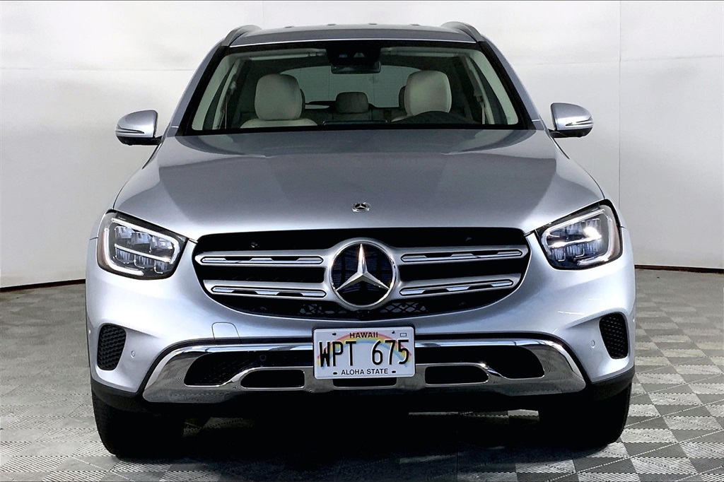 2022 Mercedes Benz GLC 300 photo 2