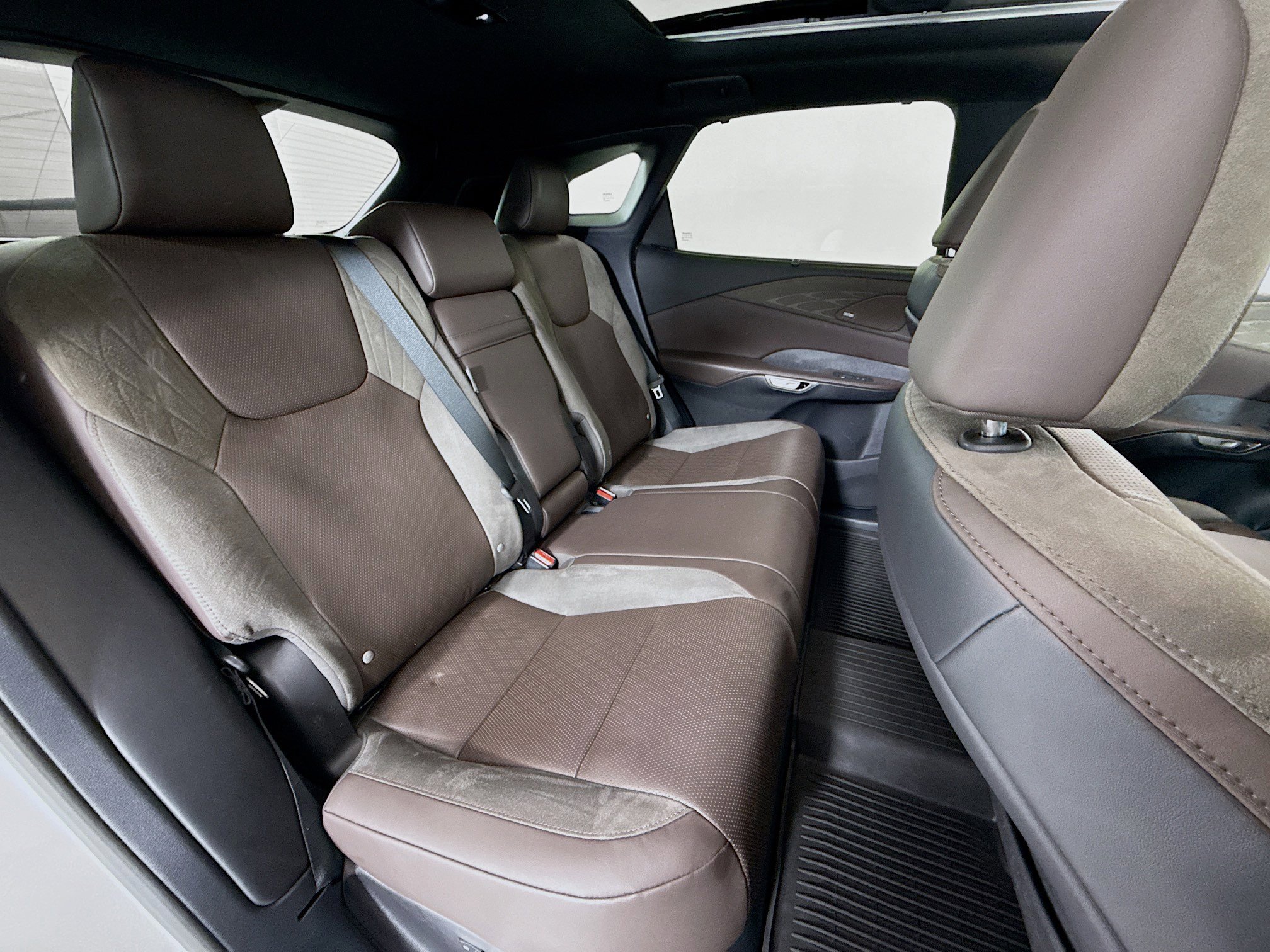 2023 Lexus RX 350 Luxury photo 27