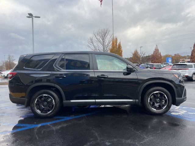 2025 Honda Pilot EX-L photo 2