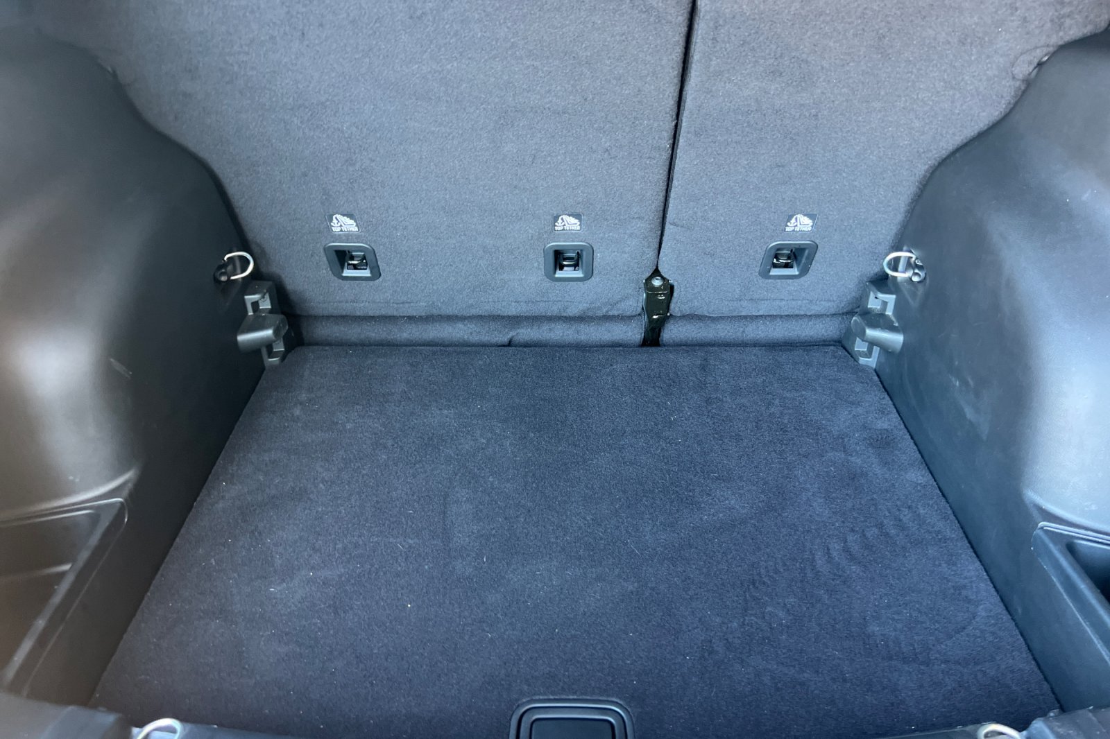 2024 Jeep Compass Latitude photo 11