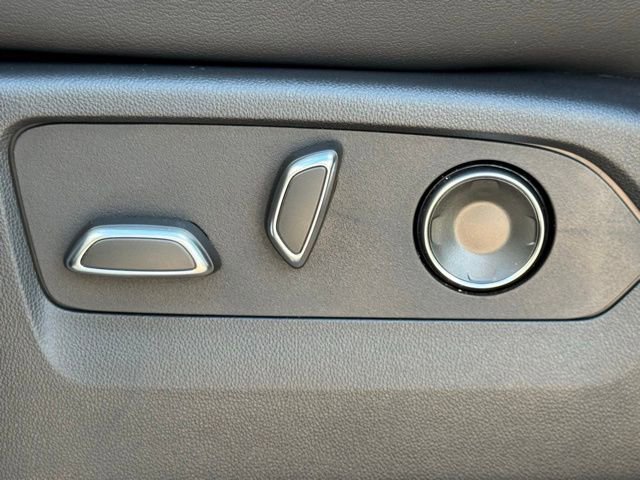 2024 Cadillac Escalade ESV Premium photo 10