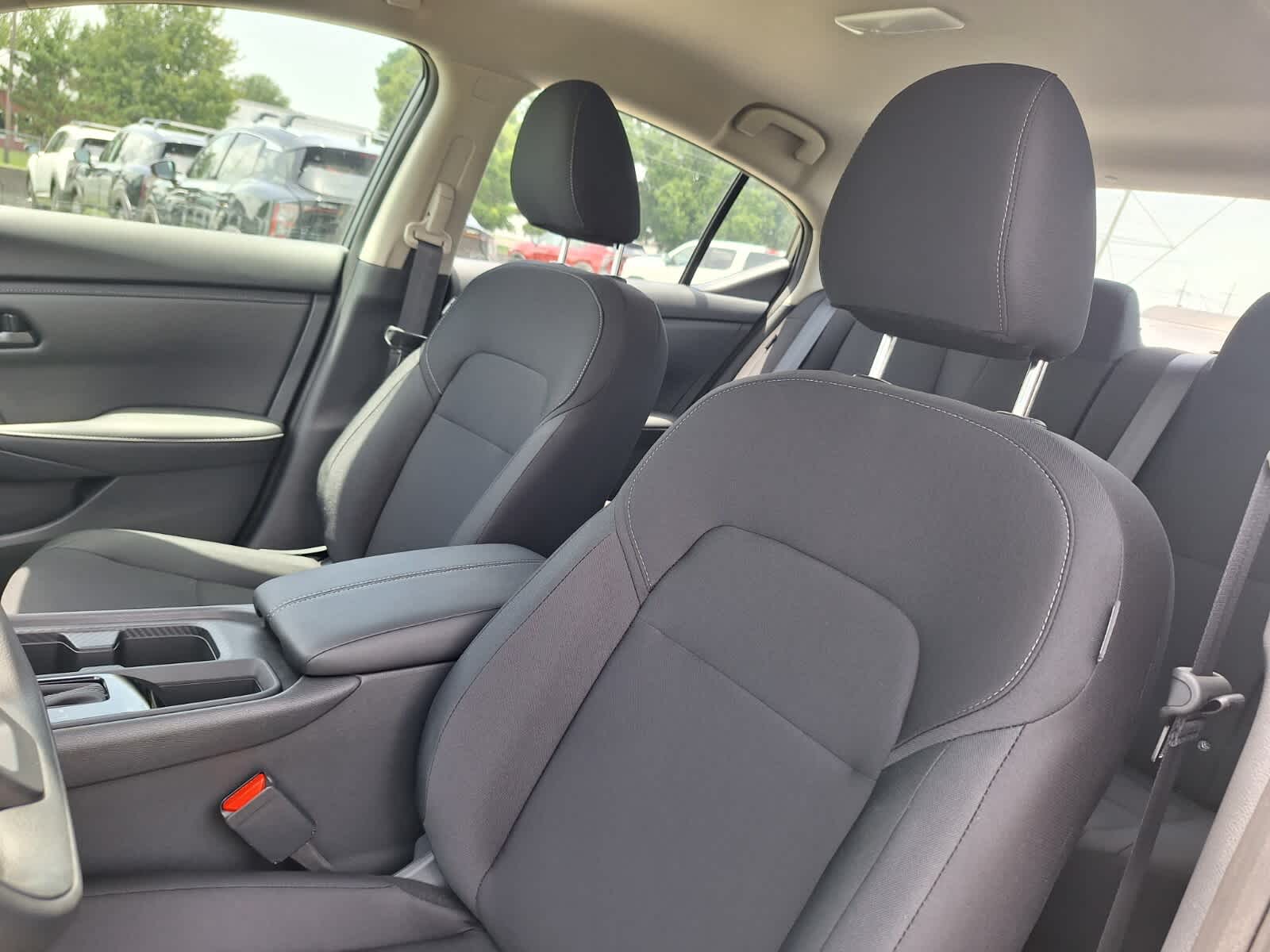 2025 Nissan Sentra S photo 11