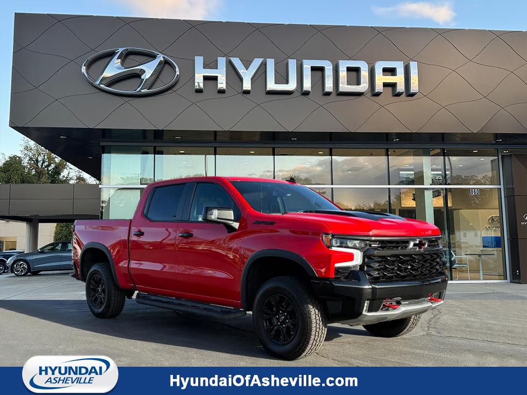 2023 Chevrolet Silverado 1500 ZR2's photo