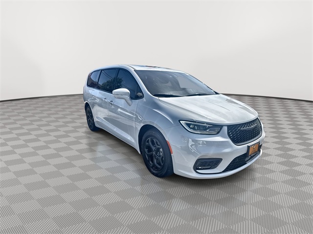 2C4RC1S76NR201915