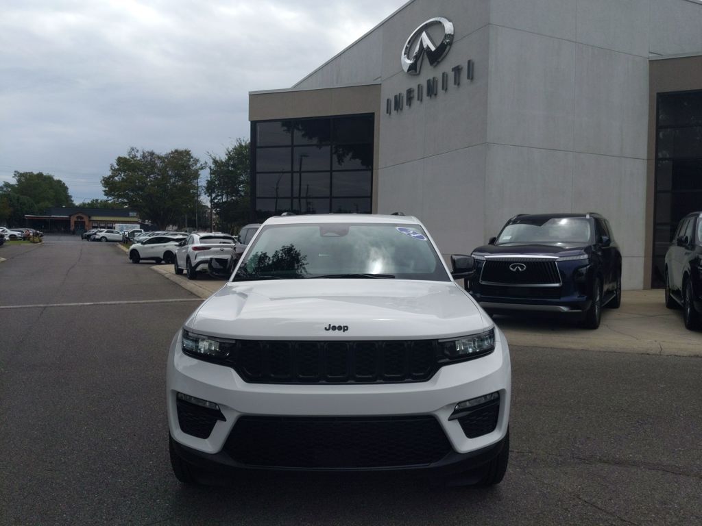 2024 Jeep Grand Cherokee Limited photo 3