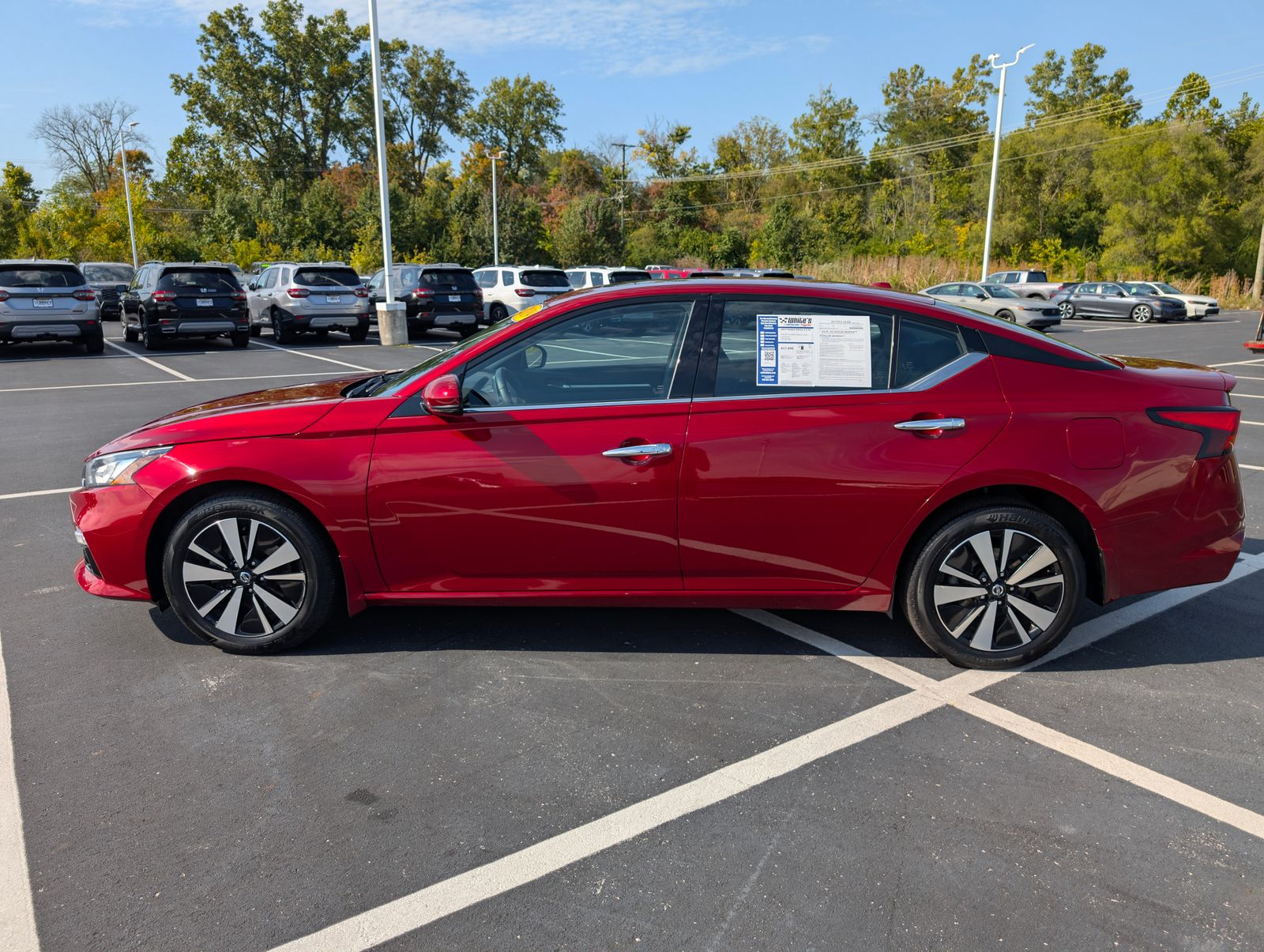 2019 Nissan Altima 2.5 SV photo 3