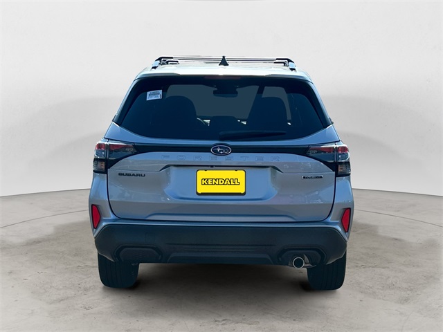 2025 Subaru Forester Touring photo 4