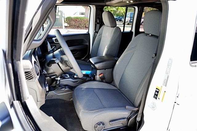 Certified Used 2024 White Jeep Sport S 4xe image 15