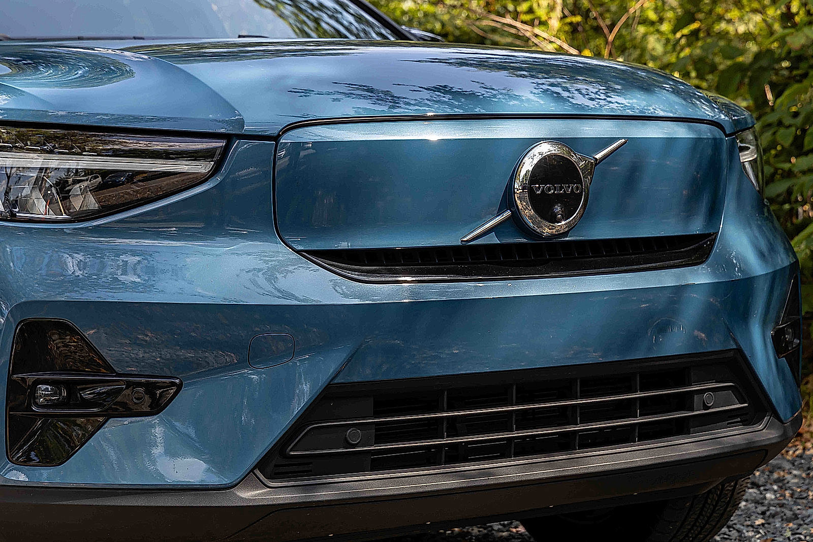 2023 Volvo XC40 Recharge Plus photo 25