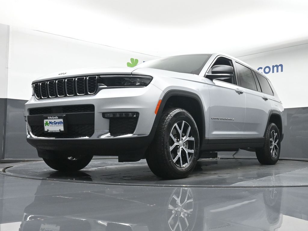 2025 Jeep Grand Cherokee Limited photo 4