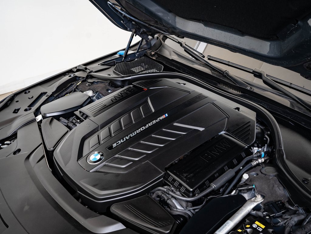 2022 Bmw M760Li photo 31