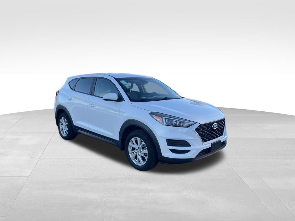 2020 Hyundai Tucson SE photo 2