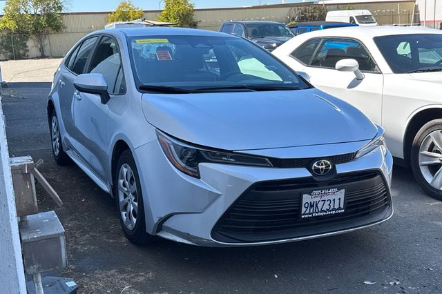 Used 2023 Toyota Corolla LE with VIN 5YFB4MDE6PP039315 for sale in Kansas City