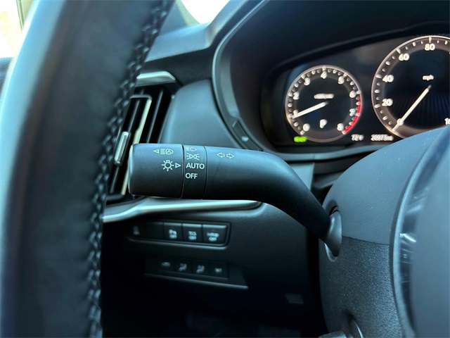 Used 2024 Rhodium White Metallic Mazda 3.3 Turbo S Premium image 32