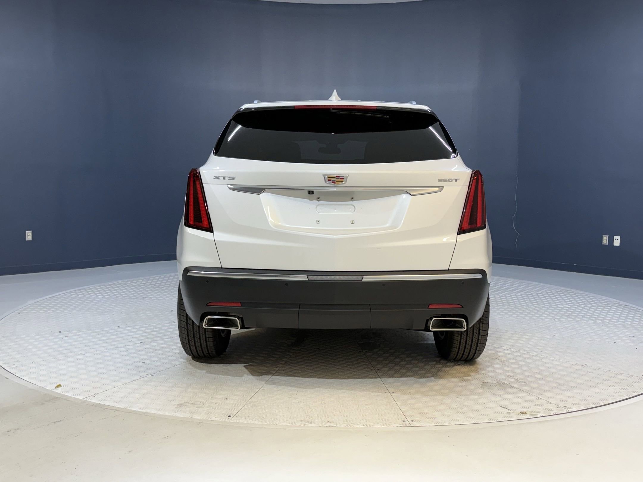 2025 Cadillac XT5 Luxury photo 10