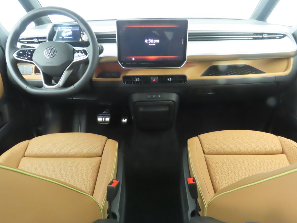 2025 Volkswagen ID. Buzz Pro Plus photo 13