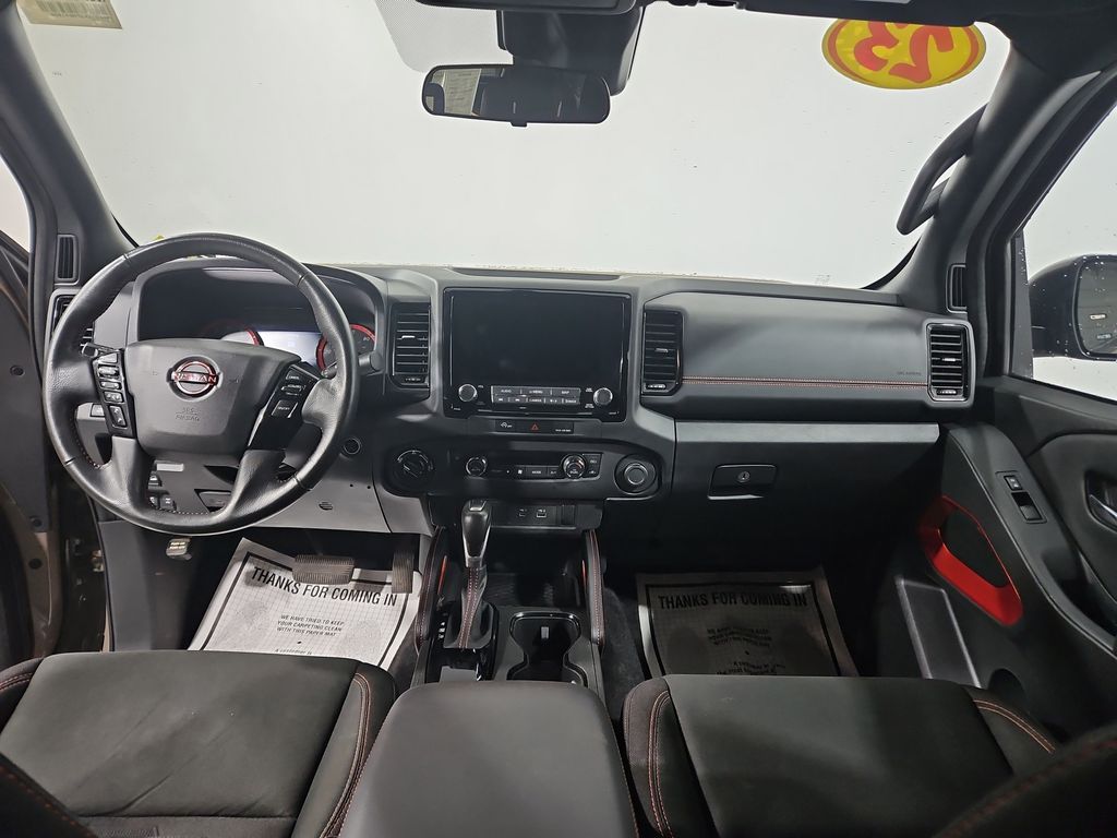 2023 Nissan Frontier PRO-4X photo 11