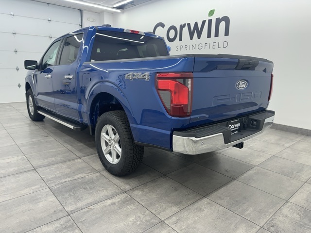 2025 Ford F-150 XLT photo 2