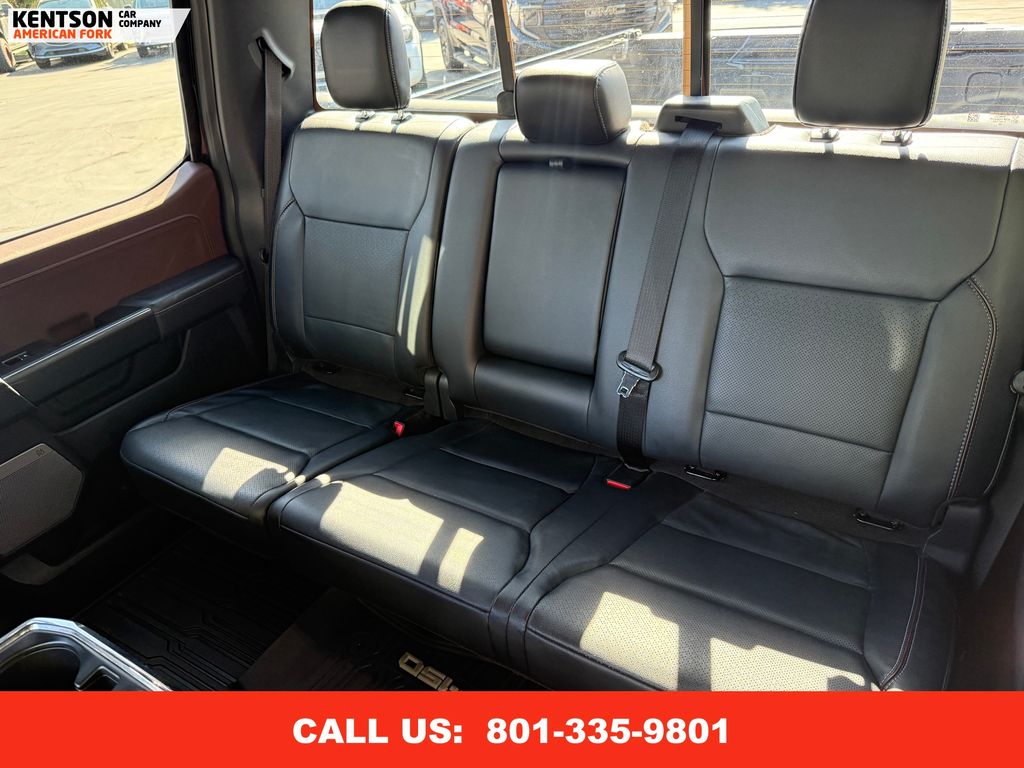 2022 Ford F-150 Lariat photo 32