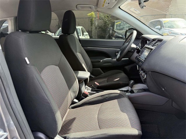 2019 Mitsubishi Outlander Sport ES photo 15