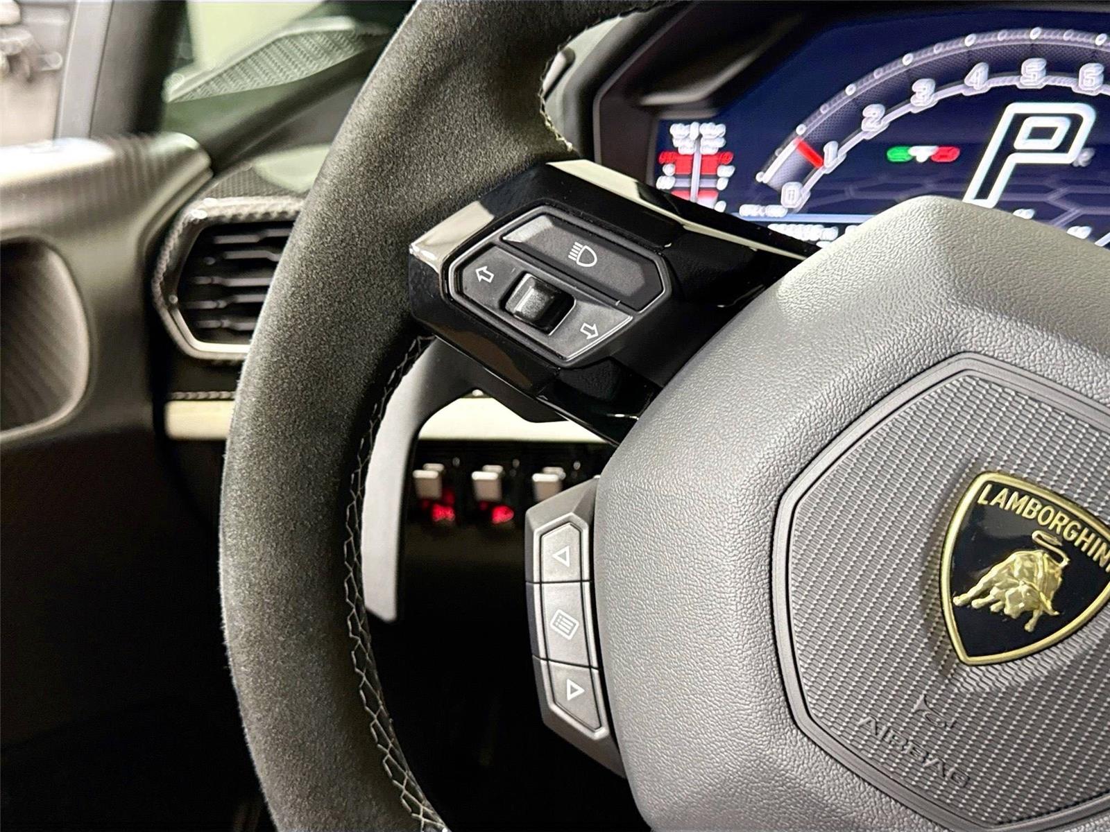 2023 Lamborghini Huracan STO STO photo 19