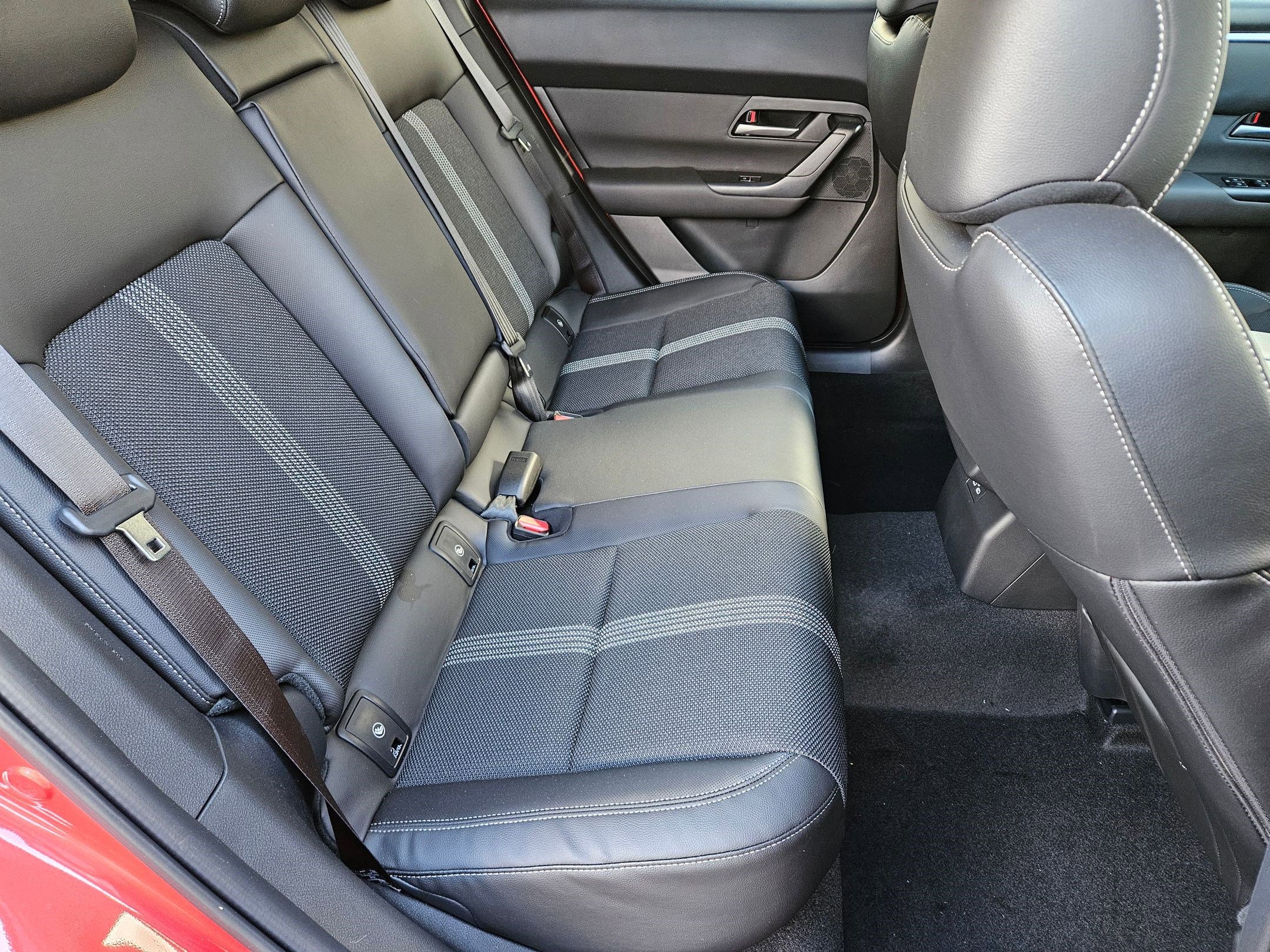 2025 Mazda CX-50 2.5 S Premium photo 19