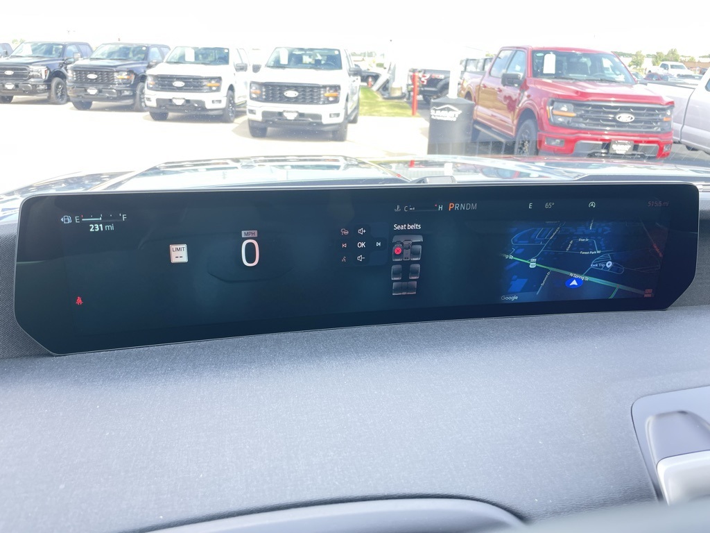 2025 Ford Expedition photo 7
