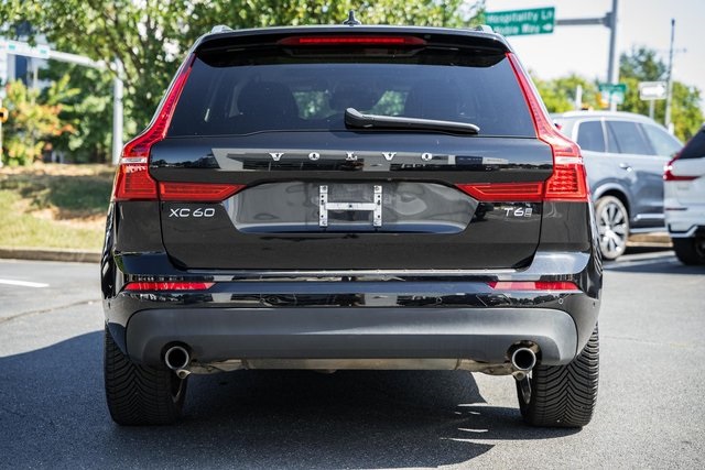 2018 Volvo XC60 T6 Momentum photo 2