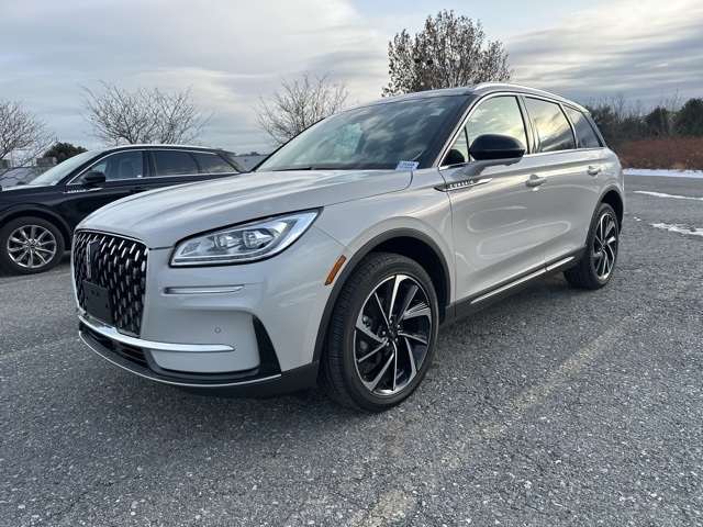 2023 Lincoln Corsair Reserve's photo