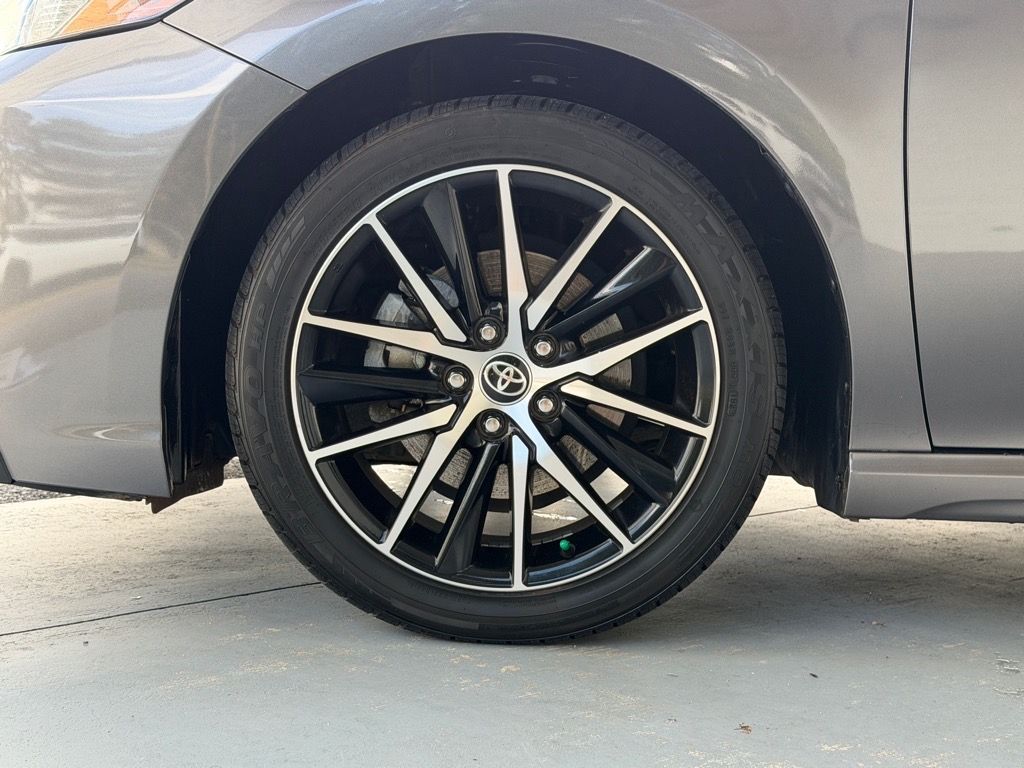 2022 Toyota Camry SE photo 27