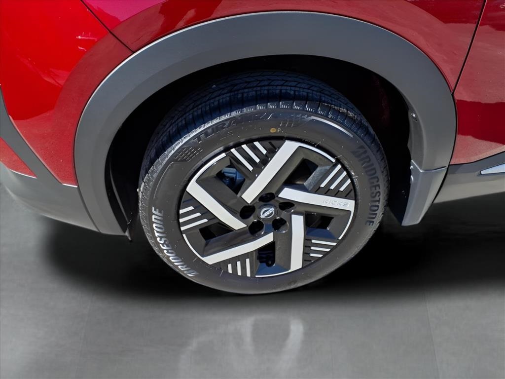 2026 Nissan Kicks SV photo 4