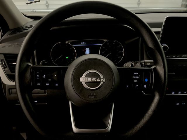 2024 Nissan Rogue SV photo 12