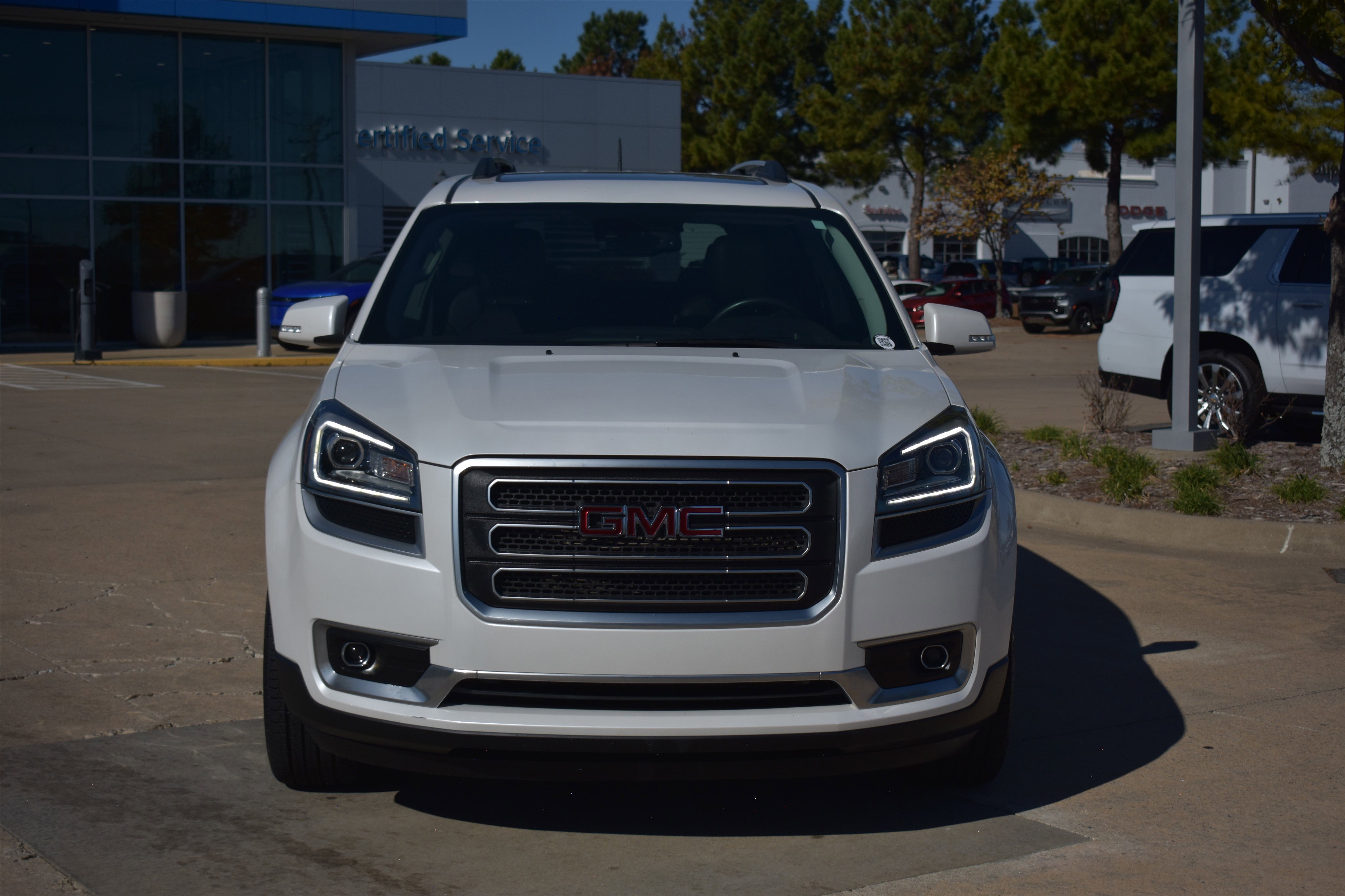 Used 2017 GMC Acadia Limited Base with VIN 1GKKRSKD5HJ113107 for sale in Conway, AR